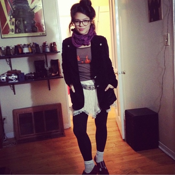 Selling Vintage and Contemporary Togs and Things! Make me an Offer! - Picture 11 of 15